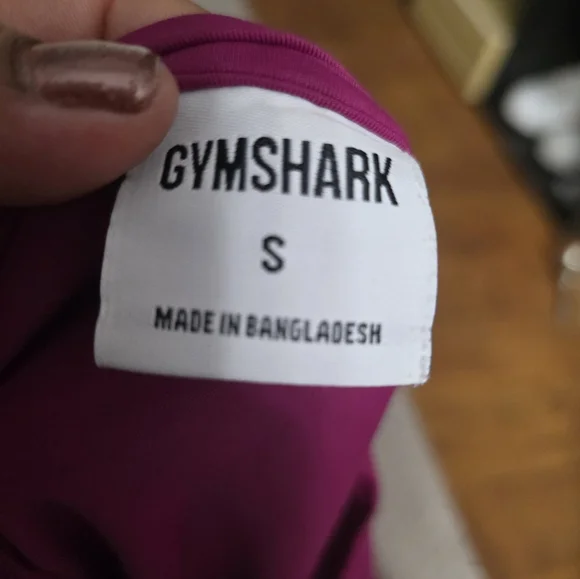 Gymshark Magenta Short Sleeve Crew Neck Tee BT - Picture 3 of 10